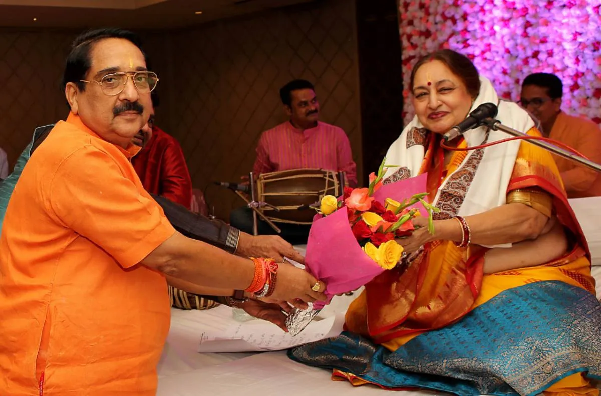 मुंबई में हुमंस ऑफ़ वृन्दावन के तहत कृष्ण संकीर्तन का आयोजन किया गया