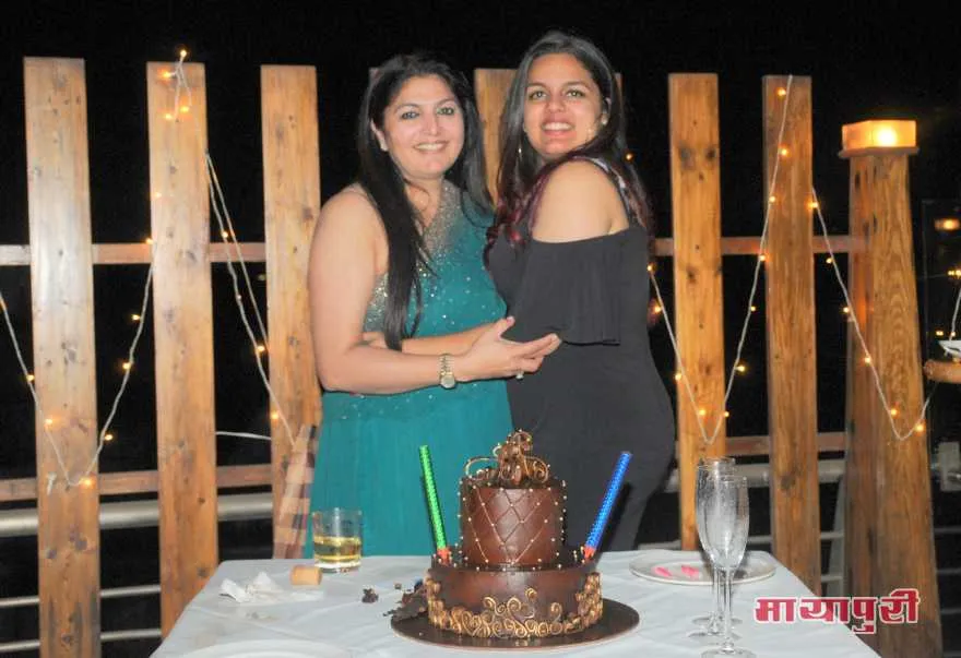 मुंबई में मनप्रीत अरोड़ा ने बेटी रिया अरोड़ा का जन्मदिन सेलिब्रेट किया