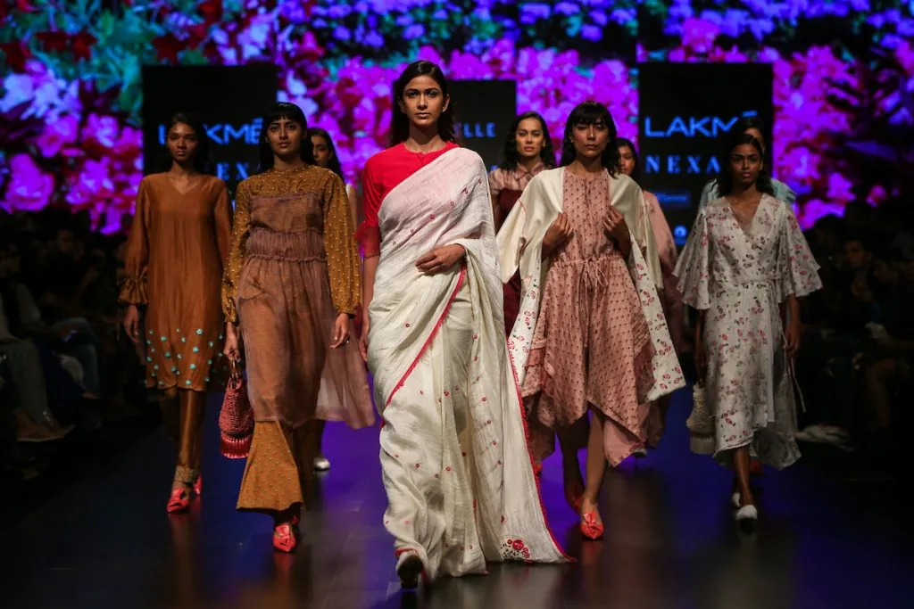 लैक्मे फैशन वीक विंटर/फेस्टिव 2019 में कनिका सचदेव और नीलांजन घोष ने लॉन्च किया अपना  लेबल ‘जजाबोर’