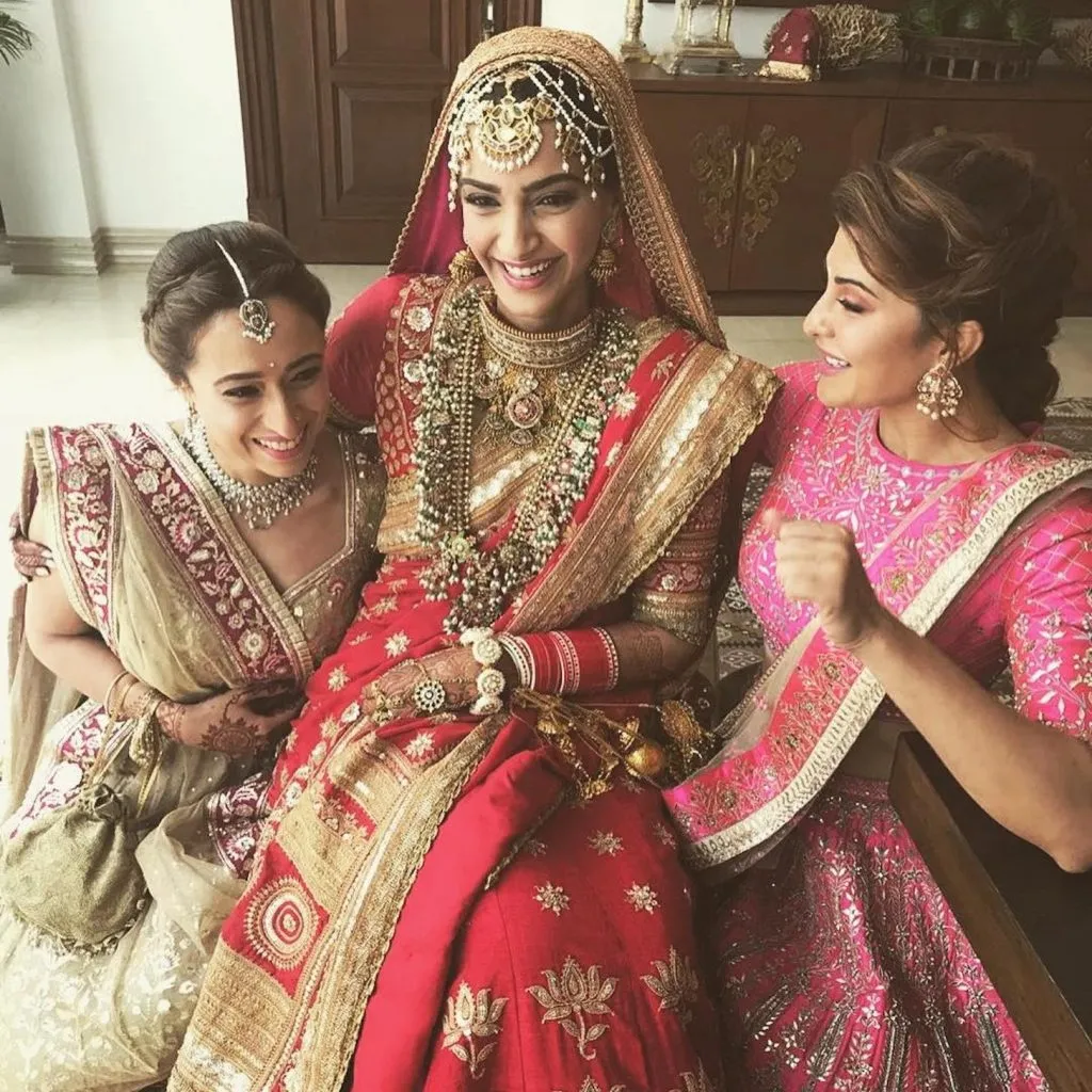 omg-sonam-kapoors-marriage-spent-rupees-in-cores