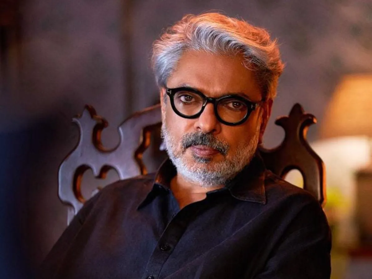 Sanjay Leela Bhansali Reveals He Couldn't Fulfil His Father's Last Wish Of  Hearing Reshma's Hayo Rabba - News18