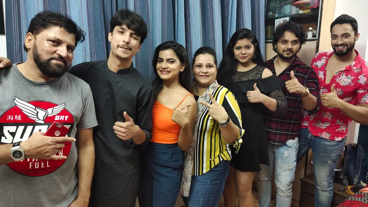 *अशर अनिस खान का नया गाना ठंडा बुखार हुआ रिलीज । टिप्स म्यूज़िक वॉल्यूम ने किया लॉन्च ।*