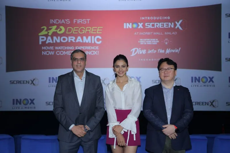 एक्ट्रेस रकुलप्रीत सिंह ने मुंबई में लॉन्च किया भारत का पहला स्क्रीनएक्स थियेटर