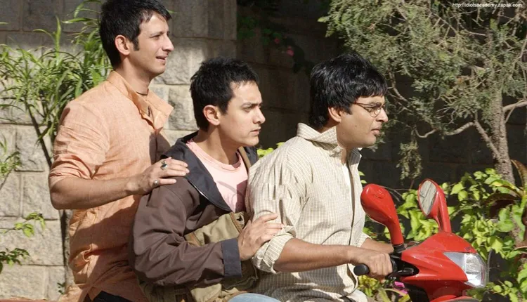 अमेरिका में लॉकडाऊन के दौरान आमिर खान की 3 Idiots का बजा डंका, हॉलीवुड फिल्मों को पछाड़ा..