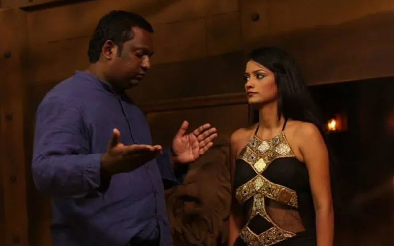 फिल्म ‘कामसूत्र 3डी’ की एक्ट्रेस सायरा खान का अचानक निधन, शर्लिन चोपड़ा को किया था रिप्लेस