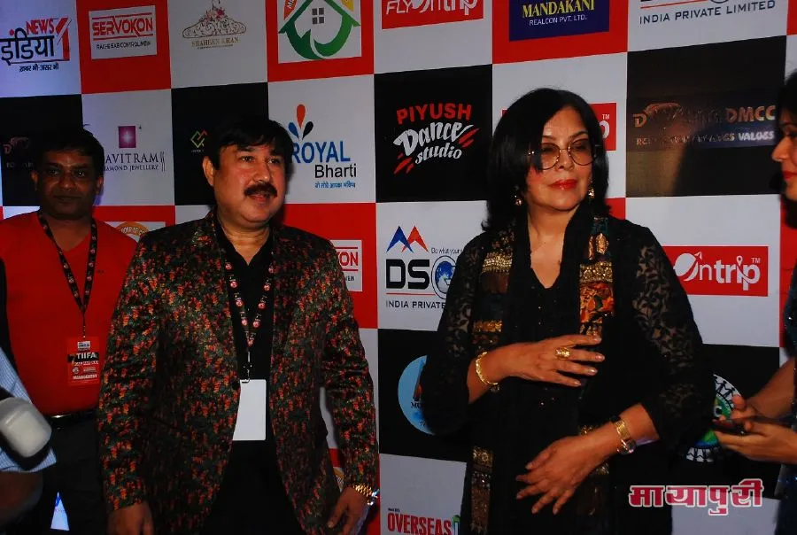 Shamim Khan, Zeenat Aman 