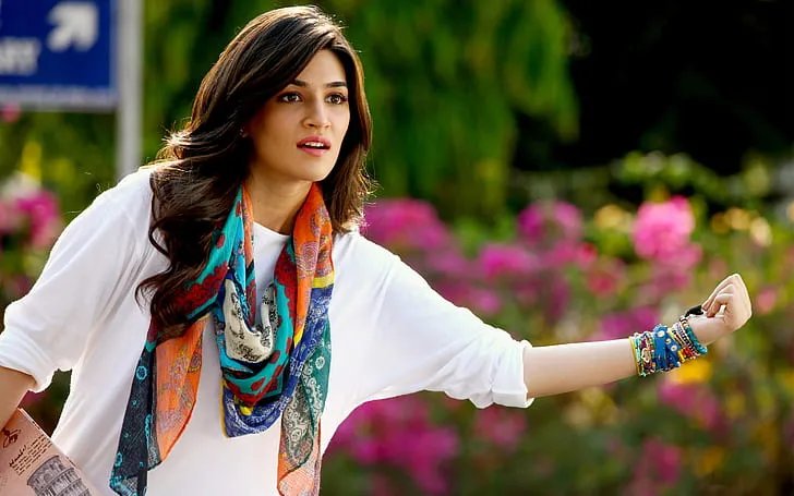 HD wallpaper: Kriti Sanon in Dilwale | Wallpaper Flare