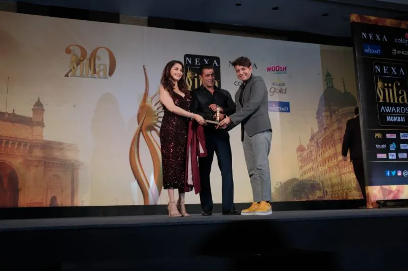 Photos: IIFA की प्रेस कॉन्फ्रेंस में पहुंचे सलमान खान, माधुरी और कैटरीना भी साथ आईं नज़र