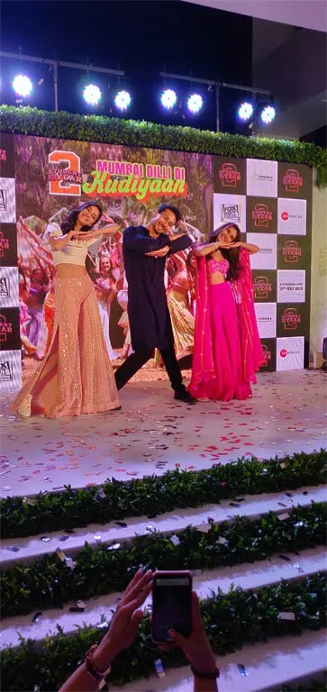 टाइगर श्रॉफ, अनन्या पांडे और तारा सुतारिया ने लॉन्च किया फिल्म स्टूडेंट ऑफ़ द ईयर 2 का दूसरा गाना ‘मुंबई दिल्ली दी कुड़ियां’