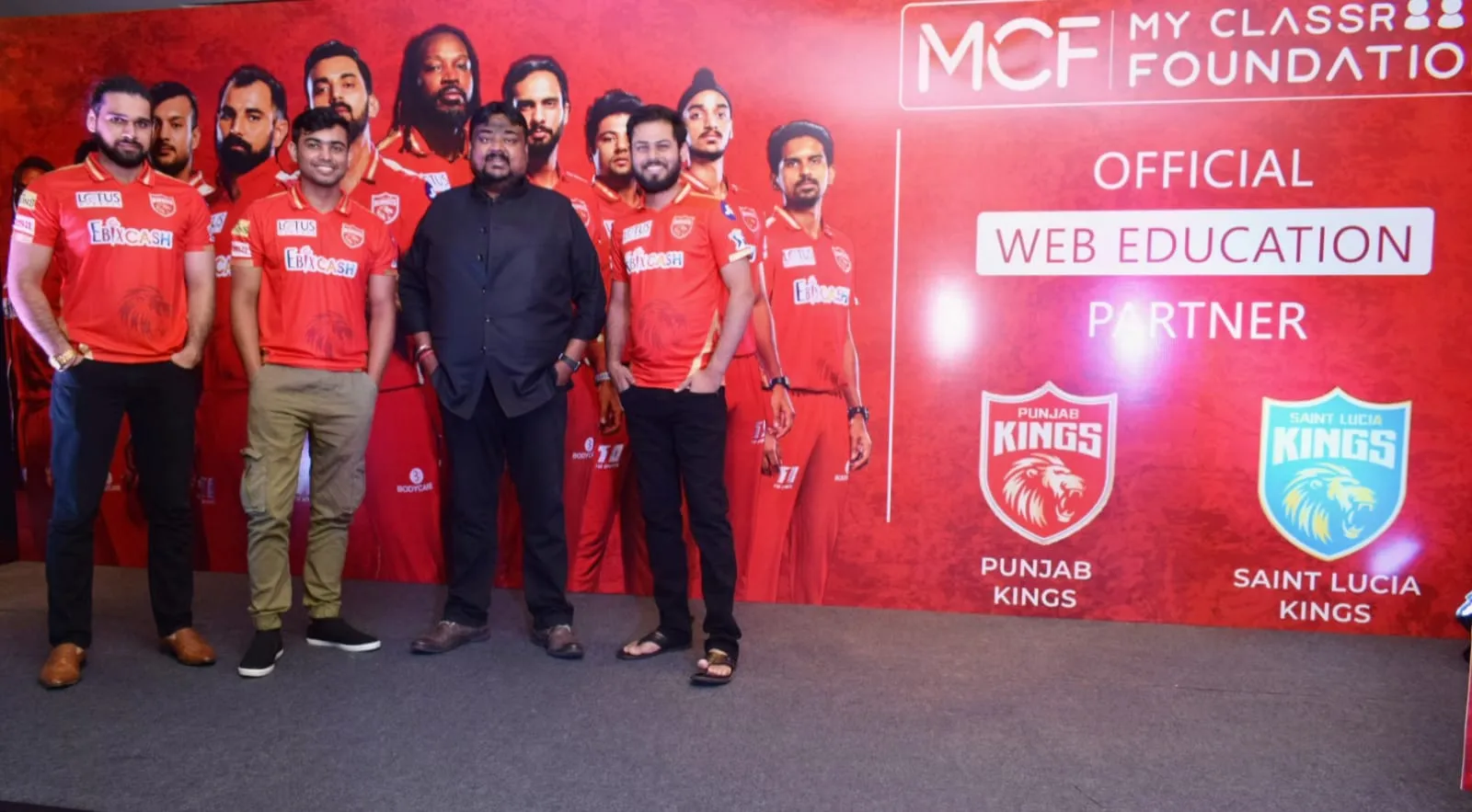 एमसीएफ ने 50000 छात्रों के मुफ्त शिक्षा के लिए आईपीएल 2021 में पंजाब किंग्स से हाथ मिलाया