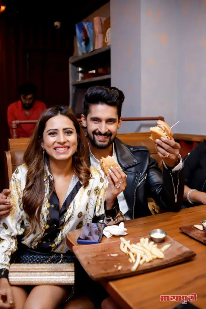 Ravi Dubey And Sargun Mehta Launch Cafe In Gurgaon!