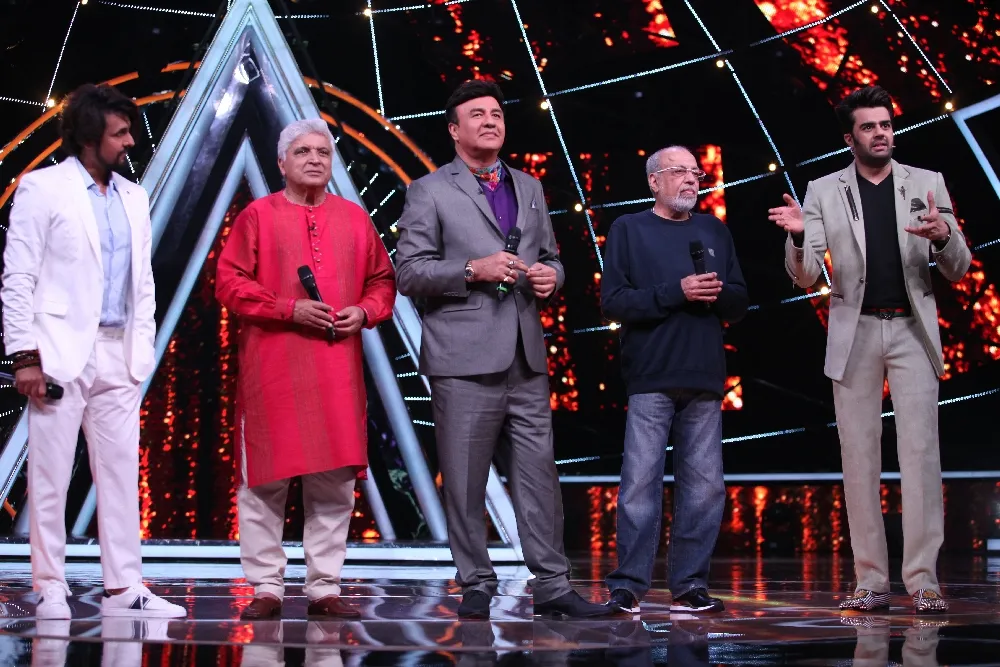 Sonu Nigam, Javed Akhtar, Anu Malik, JP Dutta and Maniesh Paul