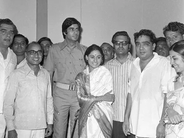 Death Anniversary: प्रकाश मेहरा की इस फिल्म ने अमिताभ बच्चन को रातोंरात बनाया था सुपरस्टार