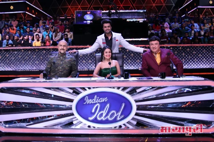 Vishal Dadlani, Neha Kakkar, Anu Malik with the host Maniesh Paul 