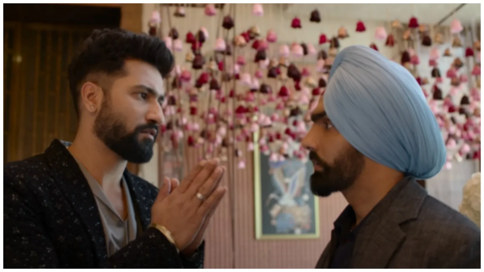 Bad Newz trailer: Vicky Kaushal and Ammy Virk have comedic 'kalesh' over  Triptii Dimri, trailer reveals film's big twist | Bollywood News - The  Indian Express