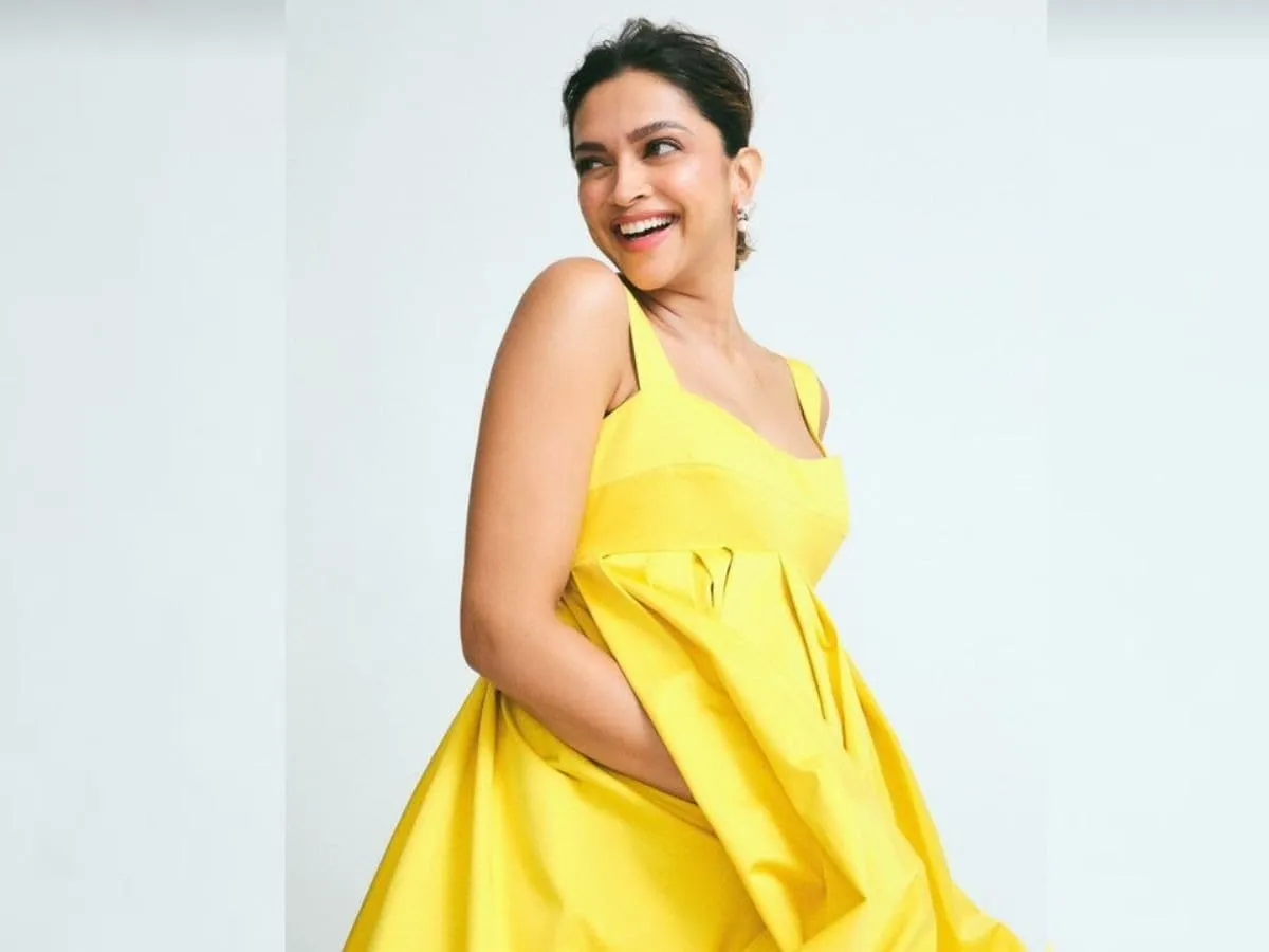 Deepika Padukone Baby Bump Photoshoot in yellow dress fans loving photos दीपिका  पादुकोण ने बेबी बंप के साथ करवाया फोटोशूट, प्रेग्नेंसी ग्लो देख पागल हुए  फैंस, यहां देखिए ...