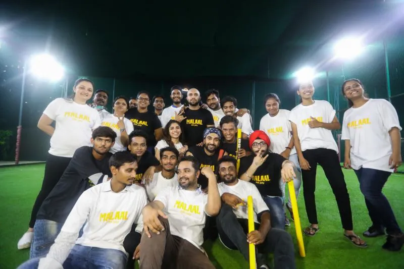 ‘मलाल’ स्टार्स मीजान जाफरी और शर्मिल सेहगल ने फ्रेंडली क्रिकेट मैच में लिया हिस्सा
