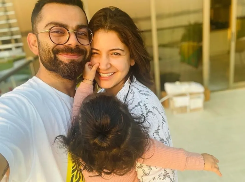 Virat Kohli test Captaincy: भाई-बहनों में सबसे छोटे हैं विराट, जानें कोहली  के परिवार के बारे में - Cricket AajTak