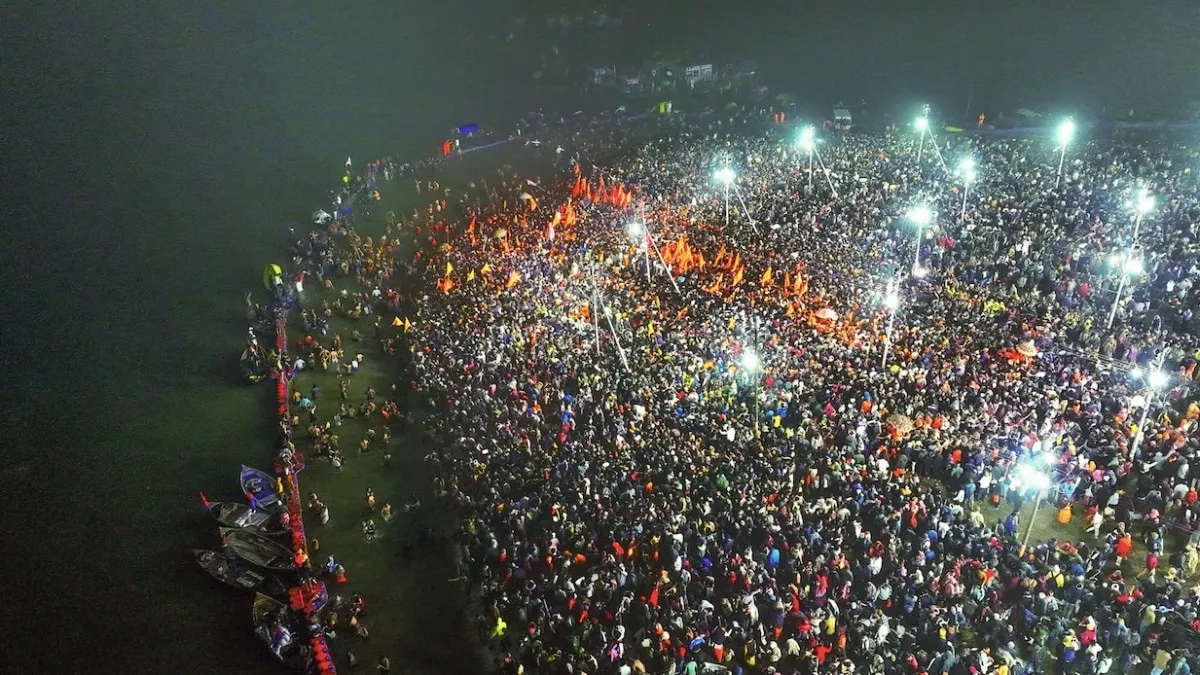 Budget of 3600 crores, these companies are busy in cashing in on Maha Kumbh, special plan for royal bath! - Maha Kumbh 2025 brands making waves, Indian companies boost business to a great extent - AajTak