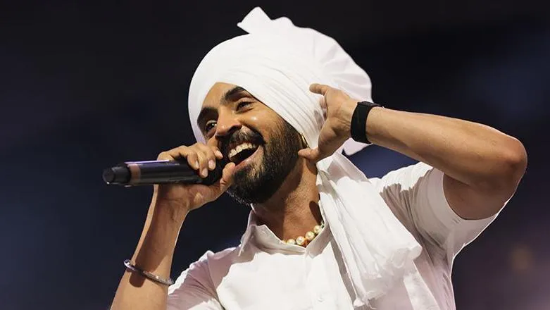 Diljit Dosanjh: Punjabi bhangra beats star 'showing our culture' - BBC News