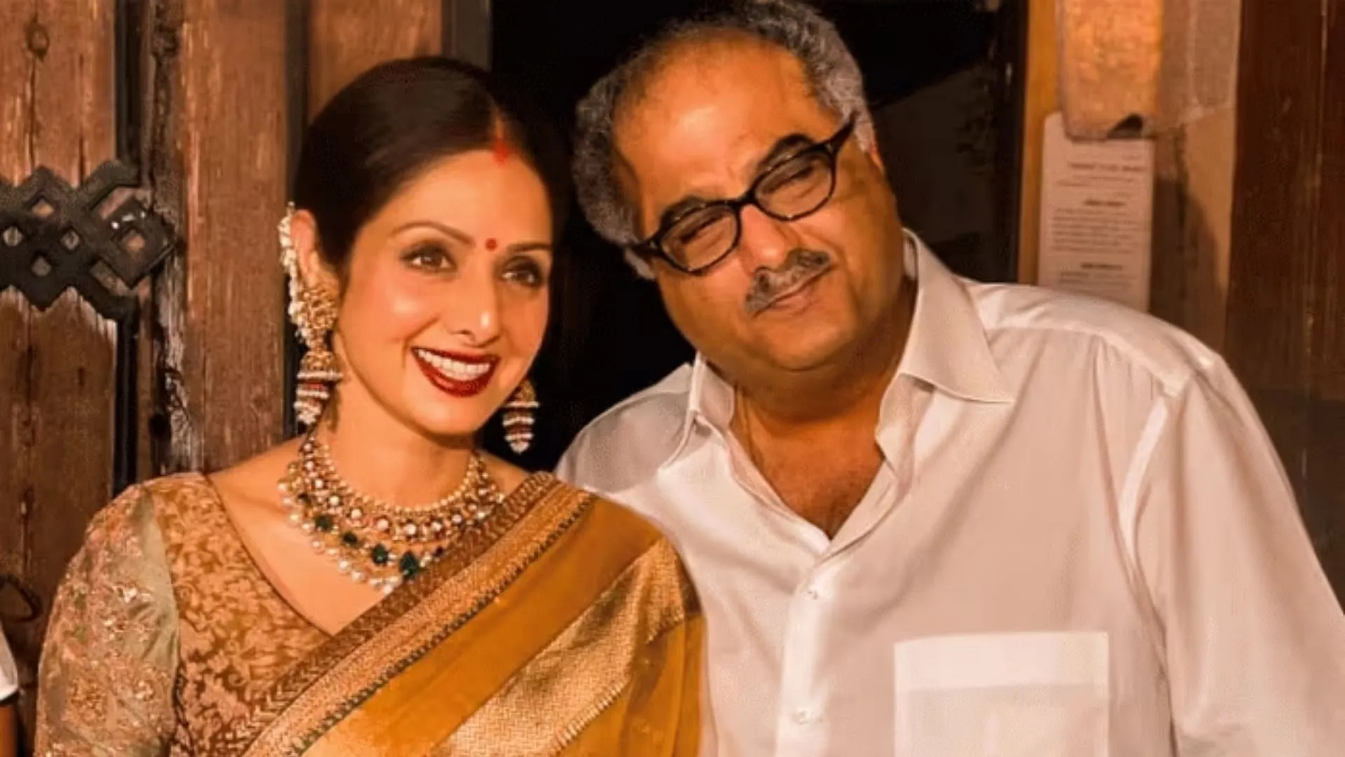 Janhvi Kapoor Boney Kapoor Share A Photo Of Remembering Sridevi On  Instagram - Entertainment News: Amar Ujala - Janhvi Kapoor:जान्हवी कपूर को  आई मॉम श्रीदेवी की याद, इमोशनल होकर अभिनेत्री ने पोस्ट
