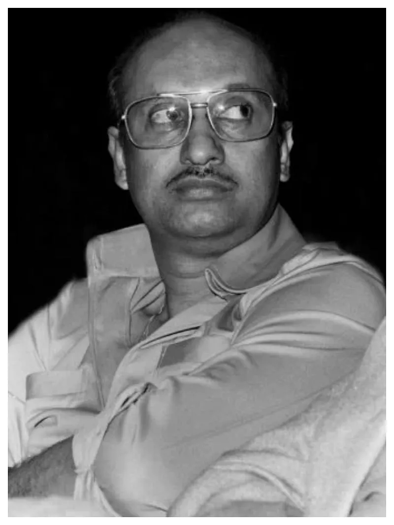 बिग बी का करियर बनाने में मनमोहन देसाई का रहा बड़ा हाथ