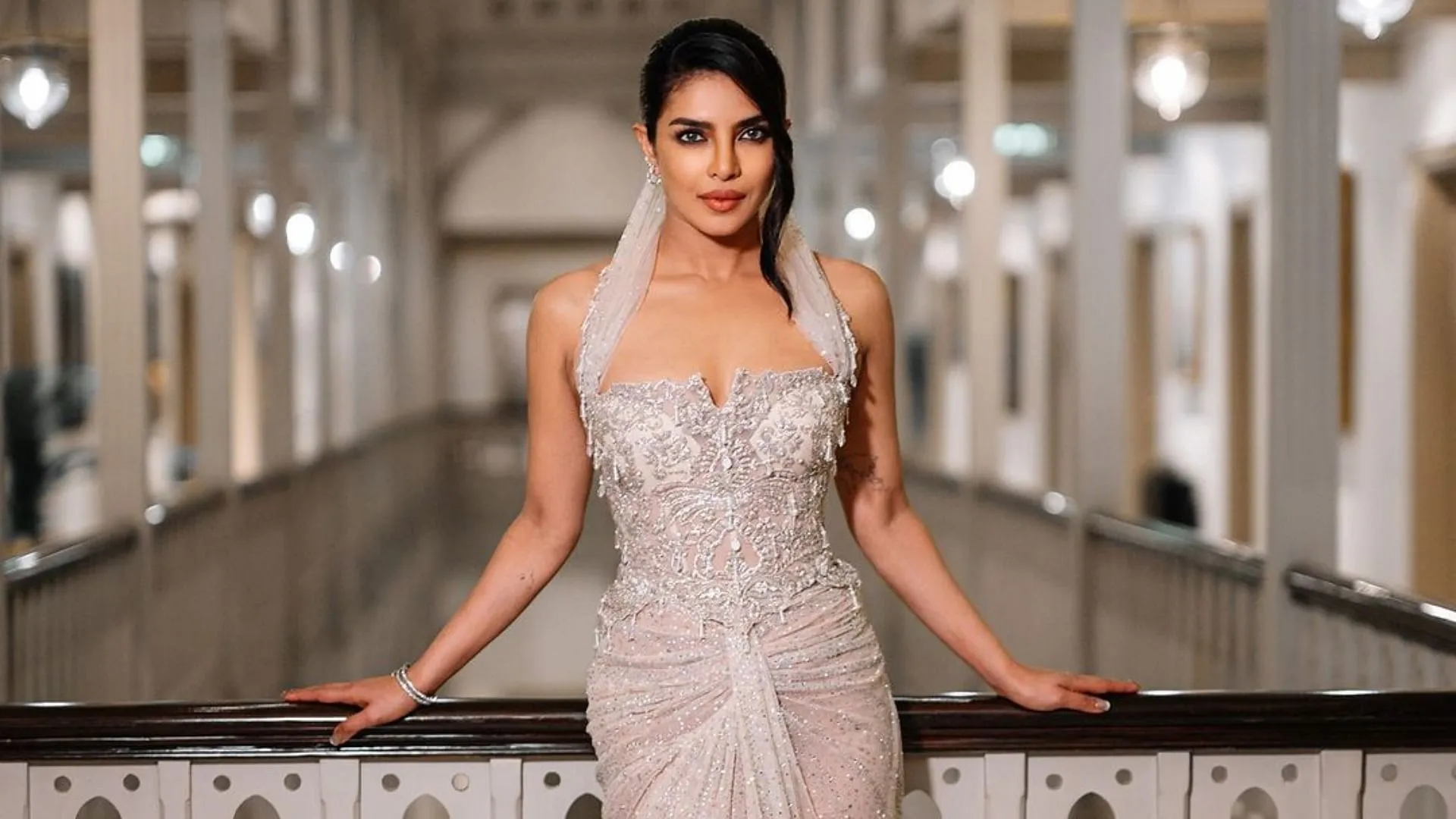 Priyanka Chopra Hinted About Making Comeback In Bollywood Next Year -  Entertainment News: Amar Ujala - Priyanka Chopra:अगले साल प्रियंका चोपड़ा  करेंगी बॉलीवुड में कमबैक? बोली-इंडियन फिल्में ...