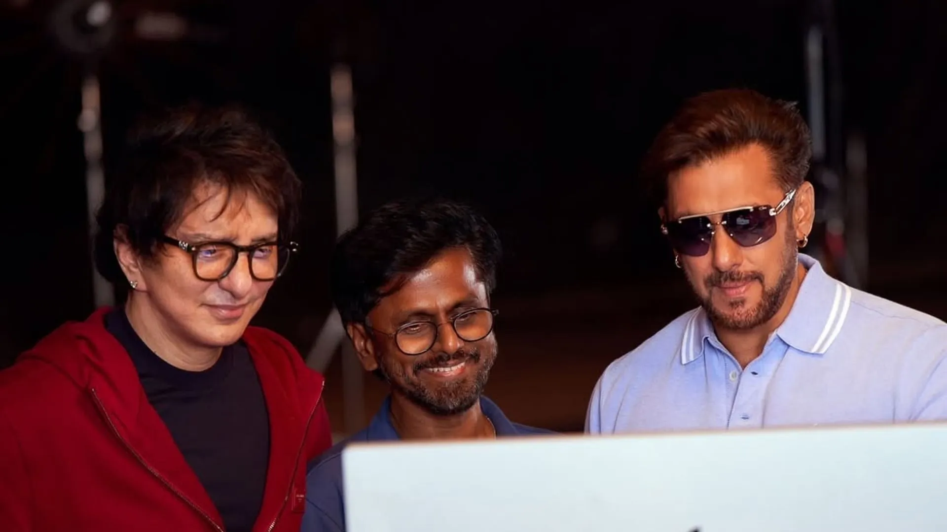 Sikandar Teaser Update Salman Khan Masked Intense Kick Look Intro To Set  The Screen On Fire As Per Report - Entertainment News: Amar Ujala - Sikandar  Teaser Update:कैसा होगा 'सिकंदर' का टीजर?