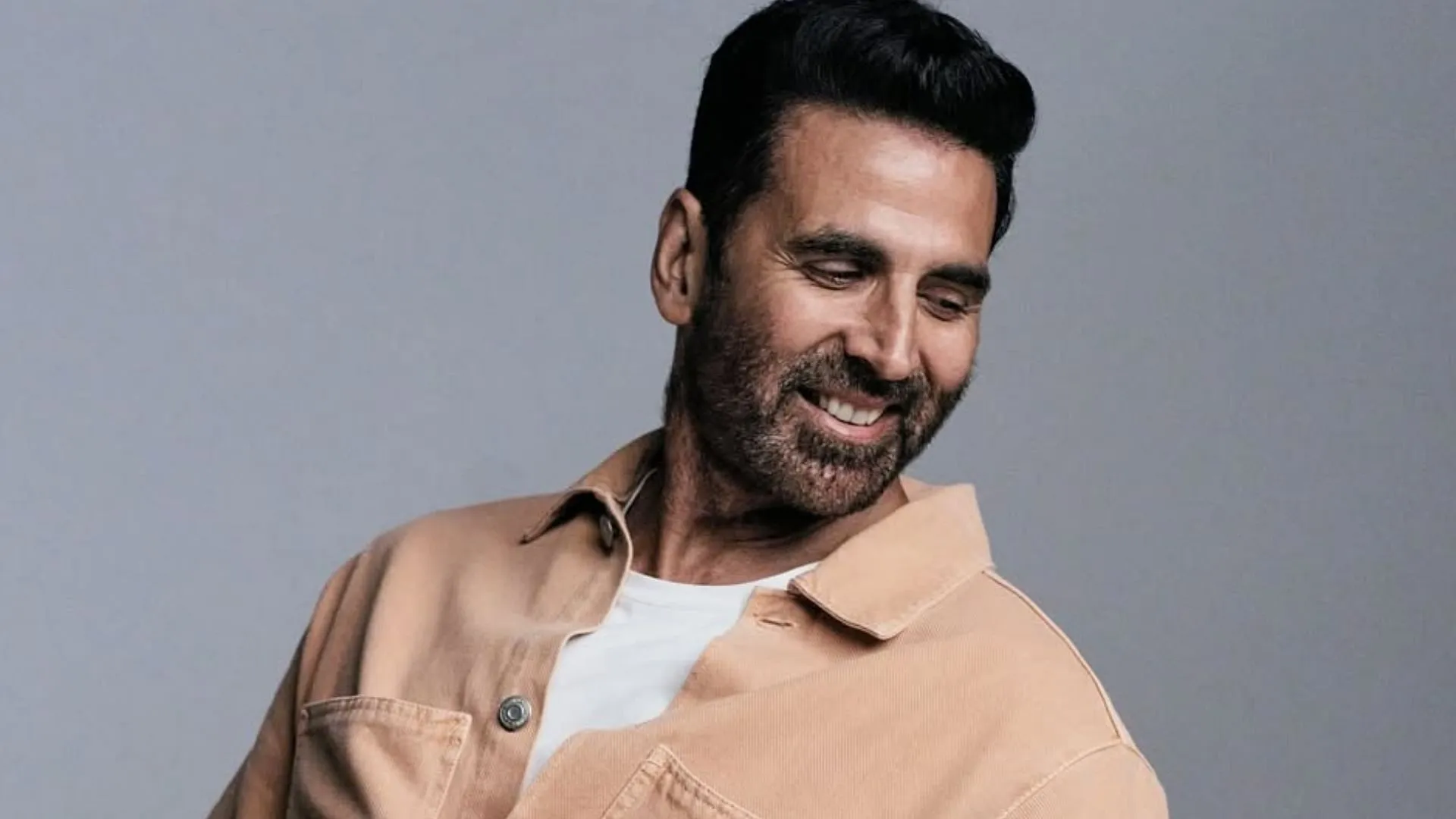 Sky Force Actor Akshay Kumar Questioned Why History Books Focus On Akbar  Aurangzeb But Not On Our Soldiers - Entertainment News: Amar Ujala - Akshay  Kumar:'हम अकबर-औरंगजेब के बारे में पढ़ते हैं