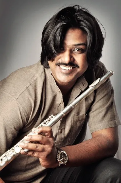 मिलिए भारतीय फ्लूट कलाकार पारस नाथ से जिन्होंने भारत को वैश्विक स्तर पर प्रतिनिधित्व किया।