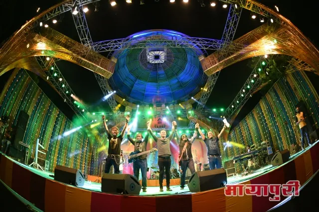 publive-image