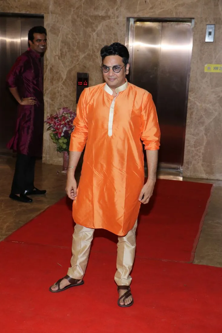 Photos: रमेश तौरानी के दिवाली बैश में सलमान खान समेत कई बॉलीवुड स्टार्स शामिल हुए