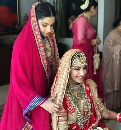 omg-sonam-kapoors-marriage-spent-rupees-in-cores