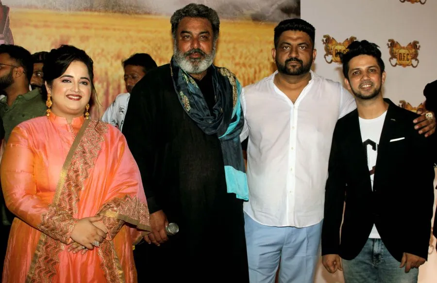 फिल्म &lsquo;माही&rsquo; के मुहूर्त लॉन्च पर पहुंचे अली असगर और हितेन तेजवानी