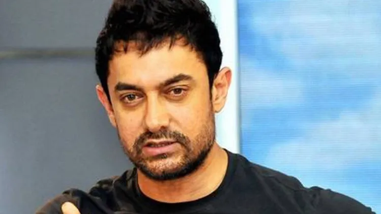 ठग्स ऑफ हिंदोस्तान' के लिए आमिर की फीस जानकर हैरान रह जाएंगे आप - aamir  khan fees for thugs of hindostan film bollywood - AajTak