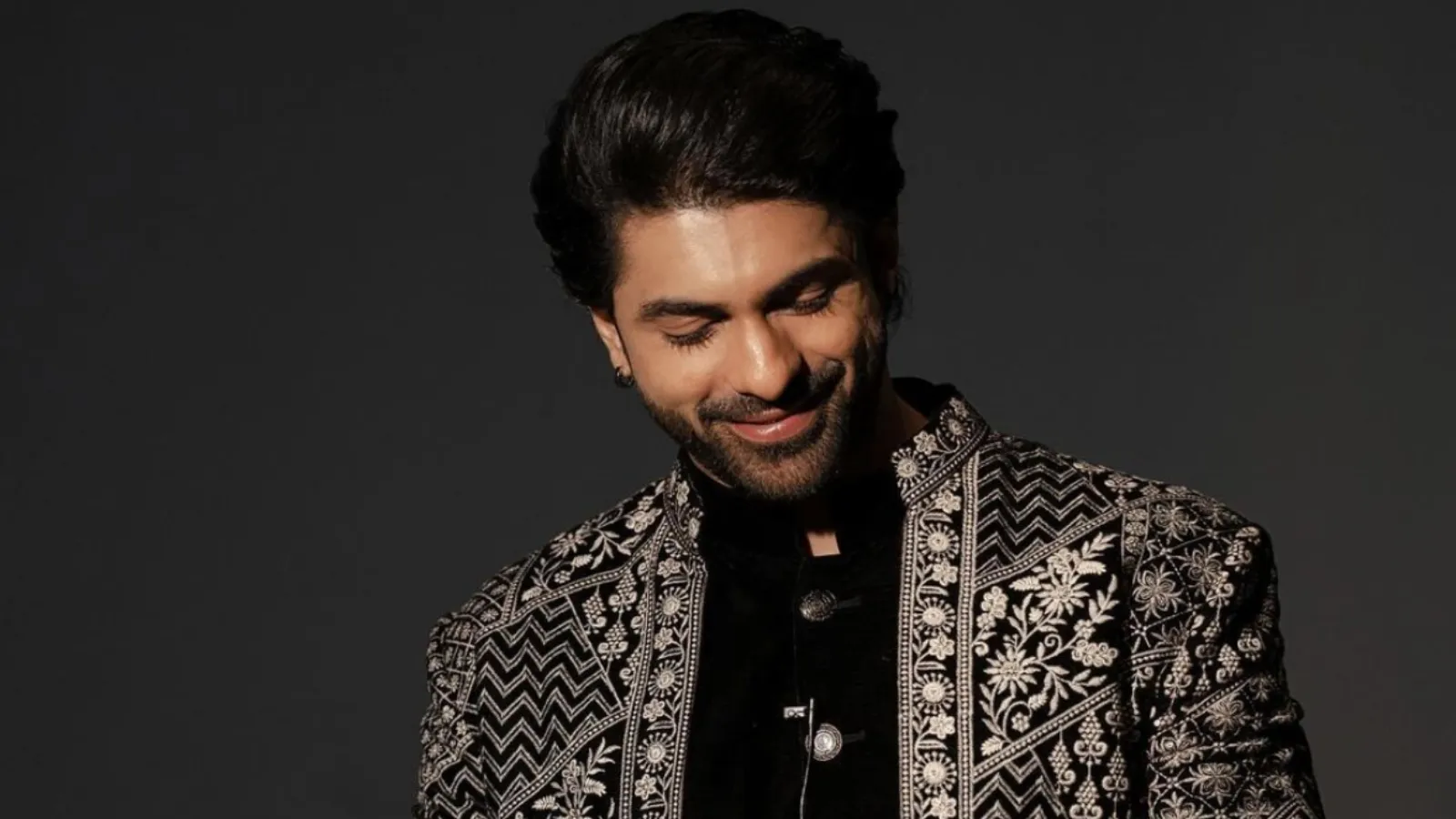 Heeramandi's Taha Shah Badussha reveals how Sanjay Leela Bhansali tested  him: 'He didn't speak to me for 2 days, watched as his assistant…' |  Bollywood News - The Indian Express