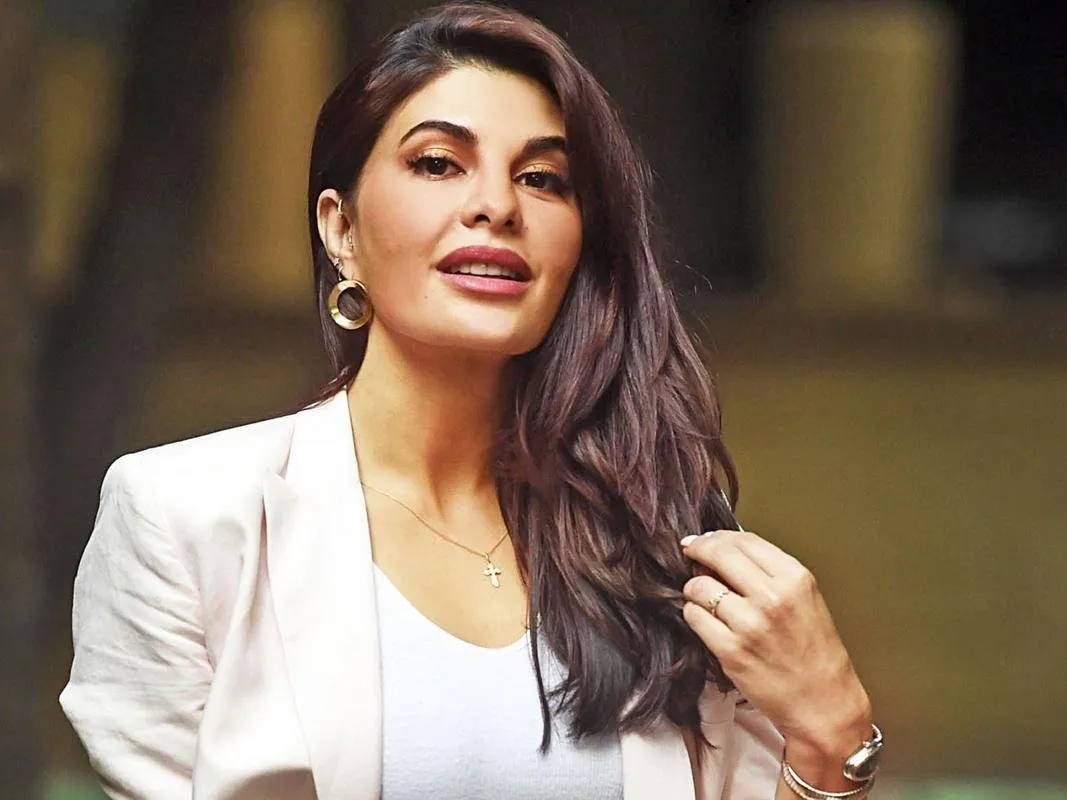 Jacqueline Fernandez : बॉलीवुड के लोगों ने मुझे सलाह दी कि अपनी नाक की सर्जरी कराओ, अपना नाम बदल लो...