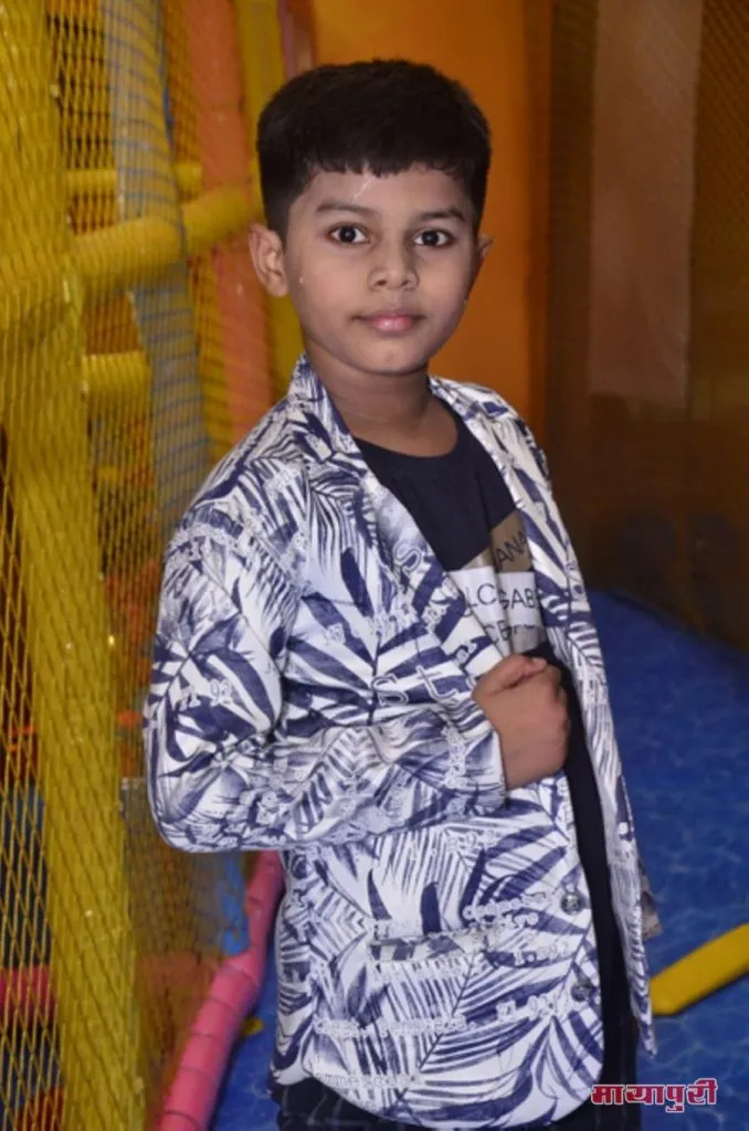 बॉलीवुड फोटोग्राफर राकेश दवे ने किया अपने बेटे तक्ष दवे का बर्थडे सेलिब्रेट