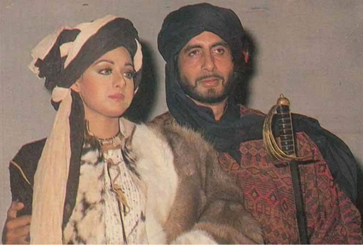 Throw Back Thursday Picture Of Amitabh Bachchan And Sridevi From Khuda Gawah  - Entertainment News: Amar Ujala - #throwbackthursday:अमिताभ ने शेयर की  श्रीदेवी की ऐसी फिल्म की तस्वीर, जो 10 हफ्तों तक