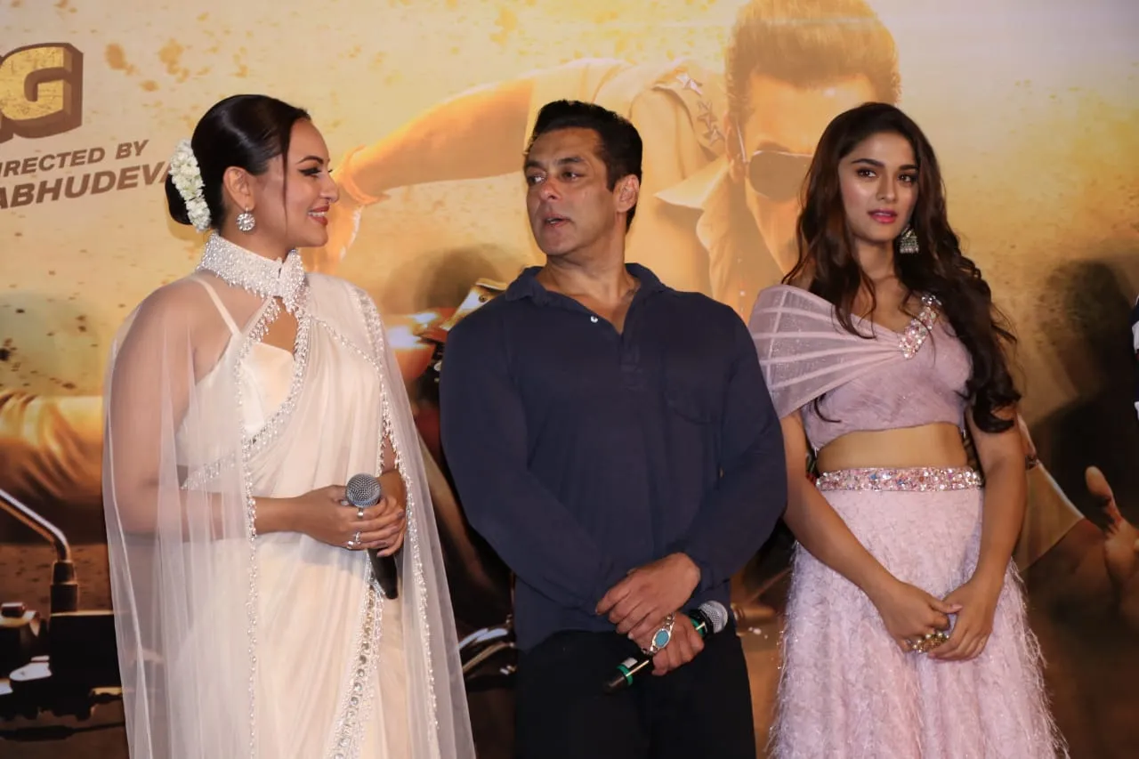 Dabangg-3 Trailer: सलमान खान की दबंग-3 का ट्रेलर लॉन्च, कुछ इस अंदाज में नज़र आए चुलबुल पांडे