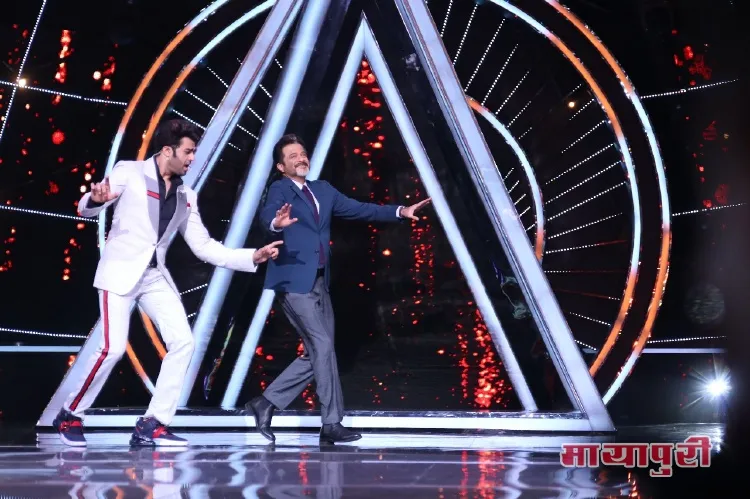 Anchor Maniesh Paul and Anil Kapoor grooving on Indian Idol 10