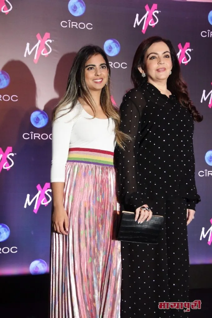 Neeta Ambani and Isha Ambani