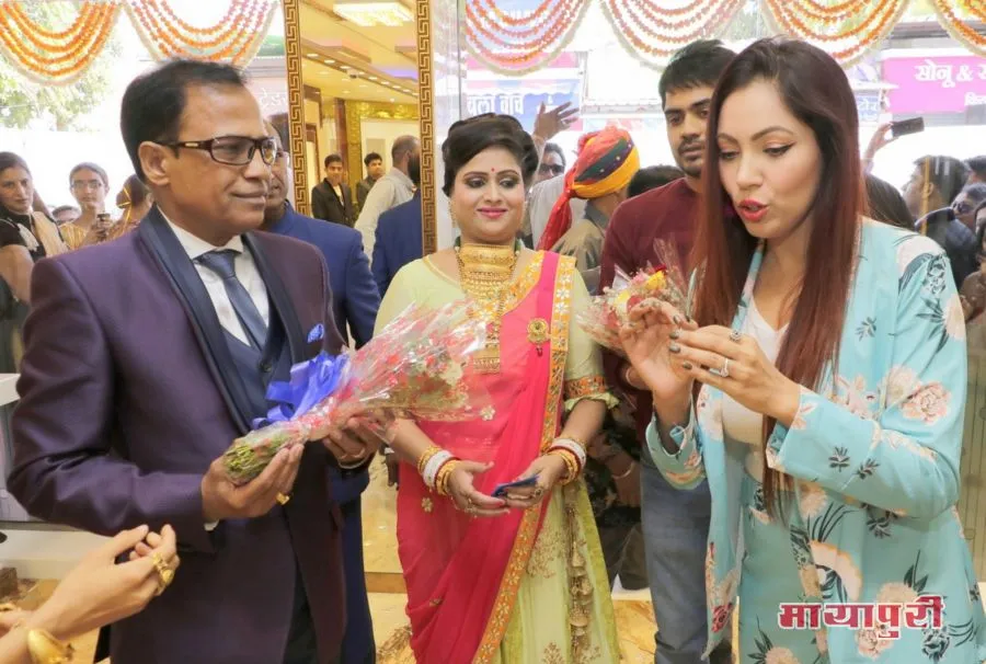 राजस्थान में धनराज ज्वैलर्स को लॉन्च करने पहुंची मुनमुन दत्ता उर्फ़ बबिता जी