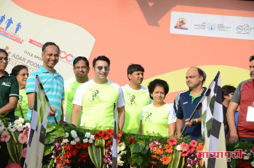 Dr Venkatesham K, Police Commisioner, Adar Poonawalla flag off the Poonawalla Clean Ccity Marathon