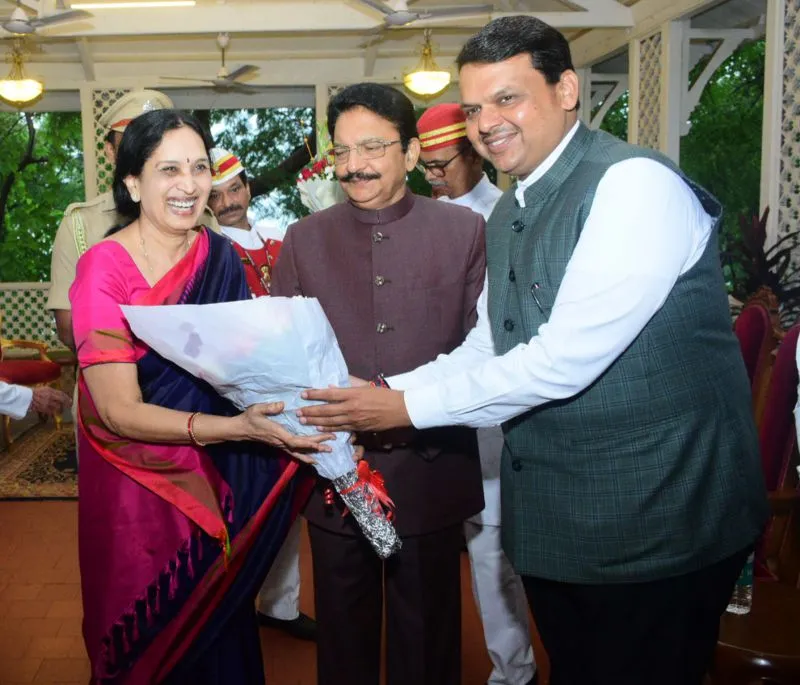महाराष्ट्र के गवर्नर सीएच विद्यासागर राव के लिए मुख्यमंत्री देवेंद्र फड़णवीस ने विदाई समारोह का आयोजन किया