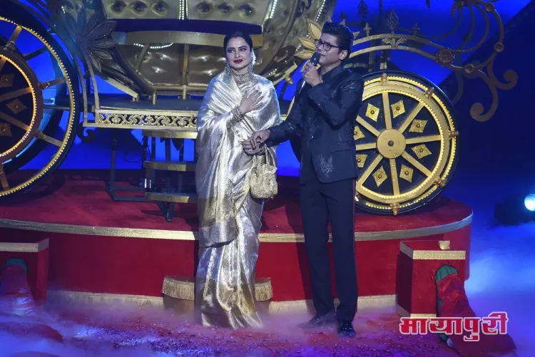 Rekha and Shaan