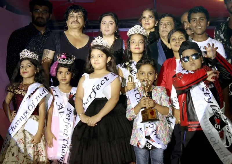 अनिका नंदी और प्रबुद्ध हिवाले पहले  परफेक्ट चैंप्स ऑफ़ इंडिया बने जिसका आयोजन गुरुभाई ठक्कर ने किया 