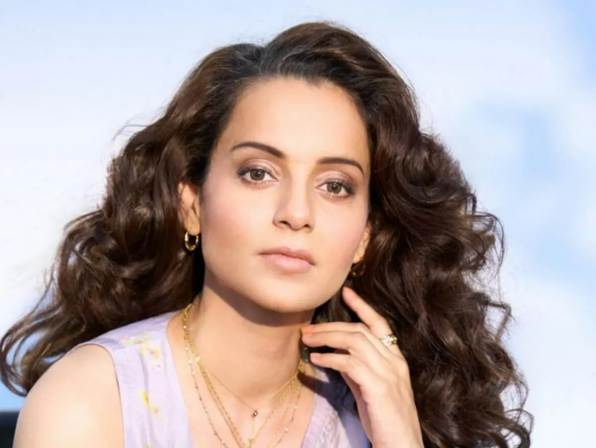 Kangana Ranaut Mandi MP says working in films is easy than politics recalls  getting ticket after Gangster Kangana Ranaut को पहली फिल्म के बाद मिला था  पॉलिटिक्स ज्वाइन करने का ऑफर, बोलीं-