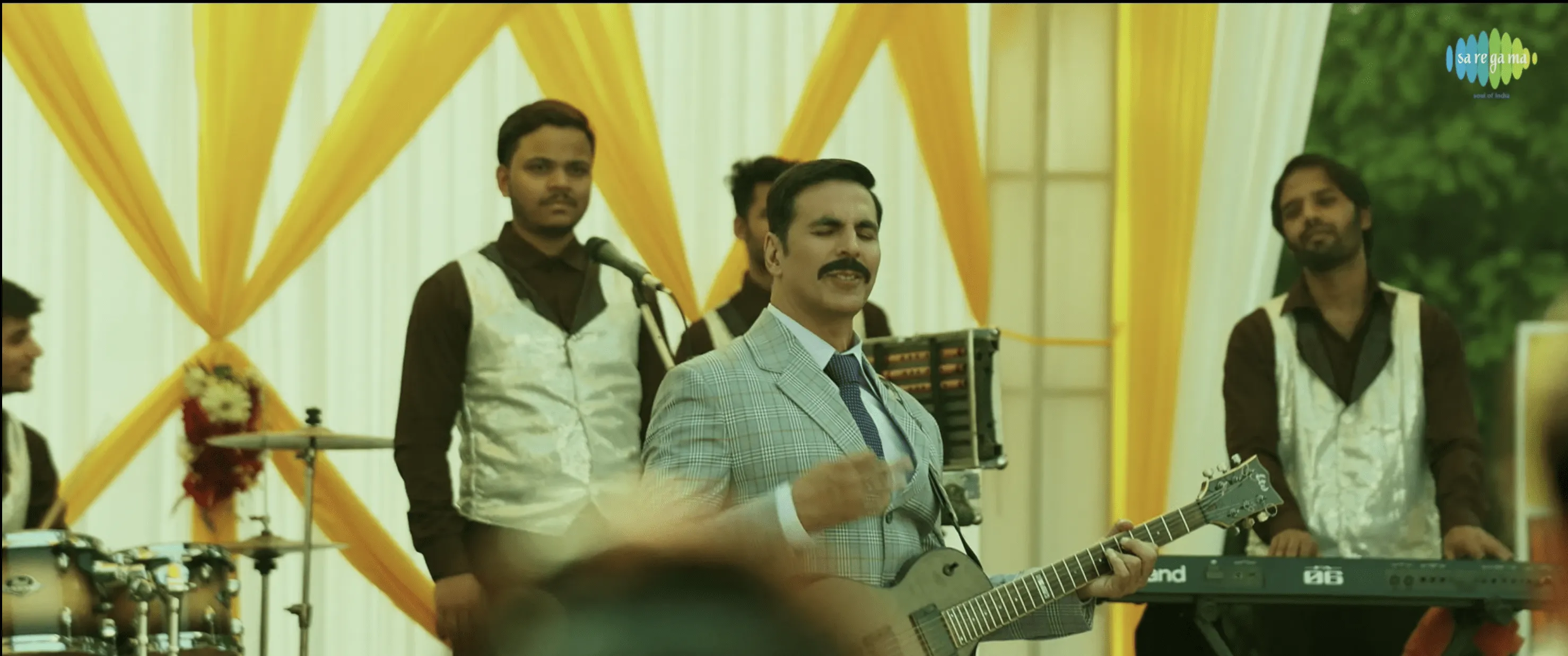 Marjaawaan Song Review: एक्शन स्टार अक्षय कुमार एक अनोखे रोमांटिक अंदाज़ में नज़र आए
