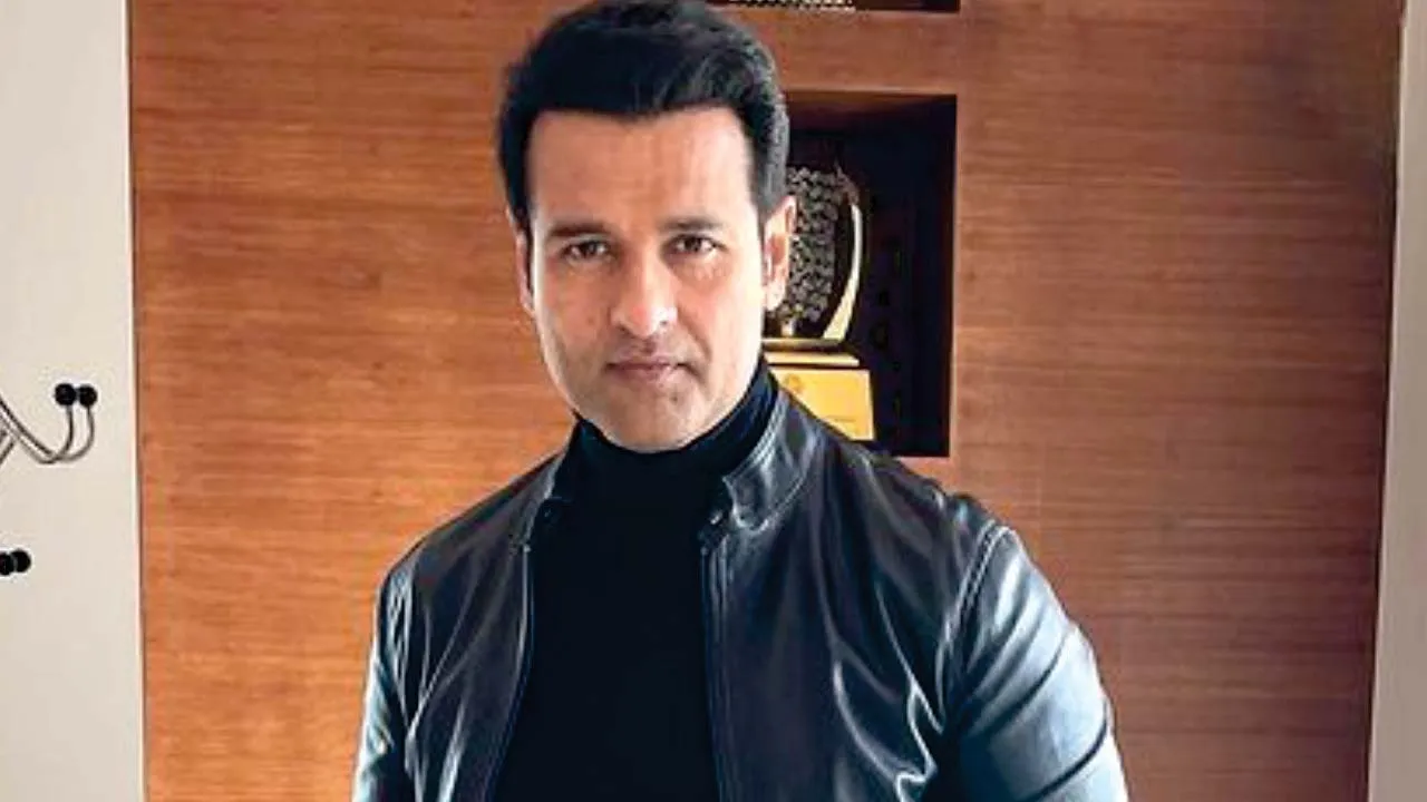 मैंने विक्रम से पूछा ‘क्या आप सुनिश्चित हैं कि आप मुझे इस भूमिका में कास्ट करना चाहते हैं? - रोहित रॉय